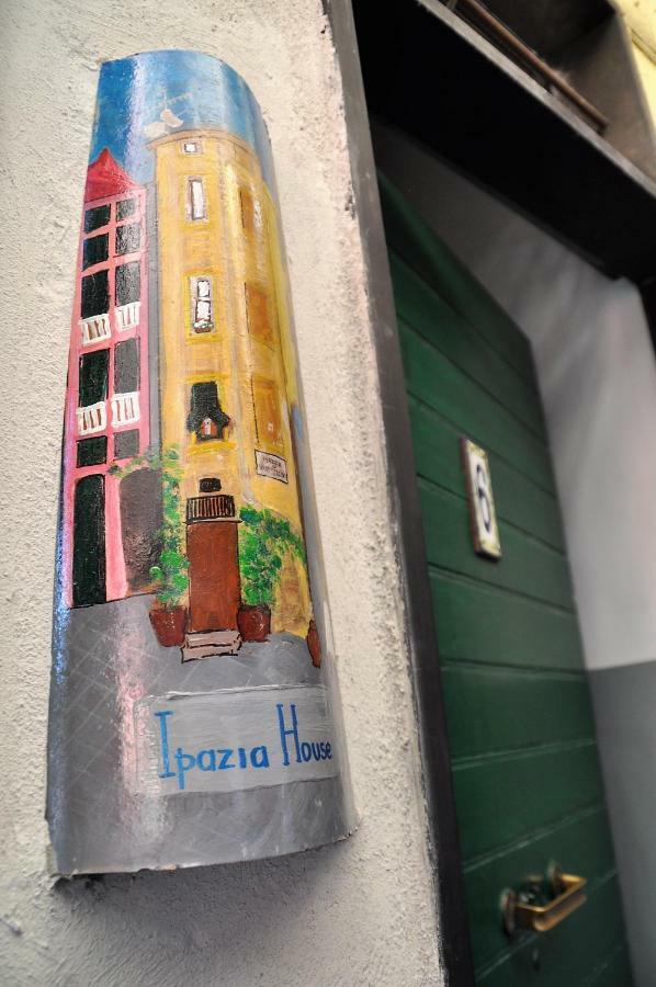 Ipazia House Lägenhet Genua Exteriör bild